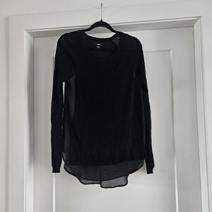 RUDSAK Black Long Sleeve Women's Top